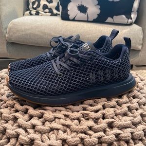 NO BULL mesh runners